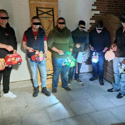 Die Väter mit den Laternen